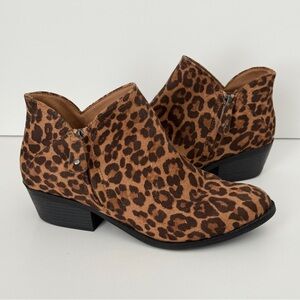 SO Women's Angelfish Zip Up Ankle Booties Leopard Size 9M